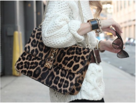 valentino-leopard-purse