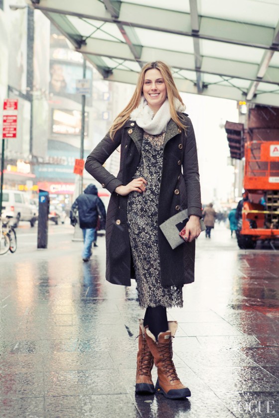 holding-uggs_2209401068