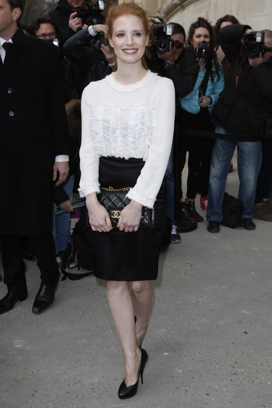 PFW Chanel outside